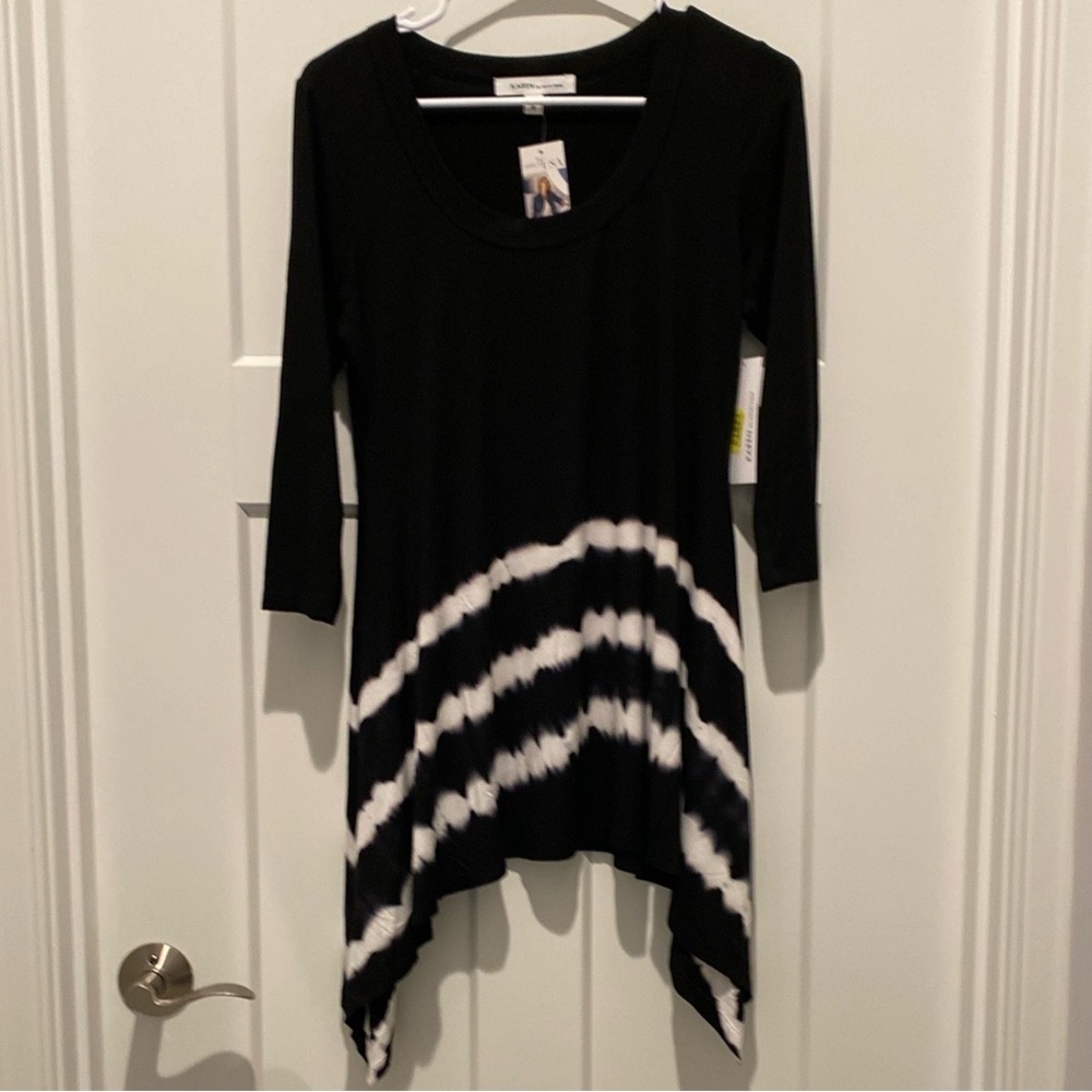 Karen by Karen Kane handkerchief top